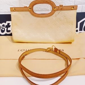 Louis Vuitton Vernis Roxbury